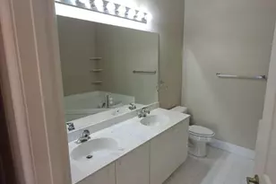 223 E Coral Trace Cir, Delray Beach, FL 33445 - Photo 15