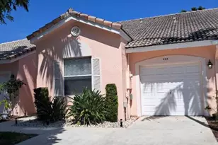 223 E Coral Trace Cir, Delray Beach, FL 33445 - Photo 3