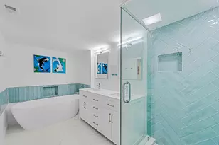 5380 N Ocean Dr, Singer Island, FL 33404 - Photo 23