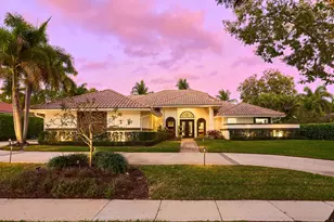 3700 Embassy Dr, West Palm Beach, FL 33401 - Photo 3