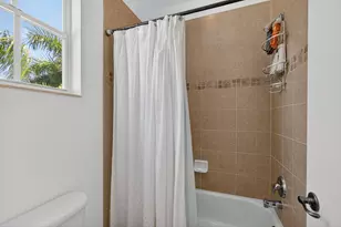 166 Isle Verde Way, Palm Beach Gardens, FL 33418 - Photo 35