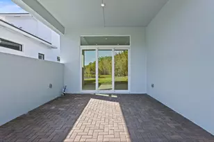 140 SE Via Tirso, Port Saint Lucie, FL 34952 - Photo 15