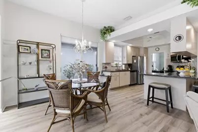 325 Kelsey Park Circle, Palm Beach Gardens, FL 33410 - Photo 11