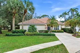 325 Kelsey Park Cir, Palm Beach Gardens, FL 33410 - Photo 43