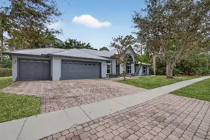 8895 SW Fishermans Wharf Dr, Stuart, FL 34997 - Photo 3