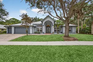 8895 SW Fishermans Wharf Dr, Stuart, FL 34997 - Photo 1