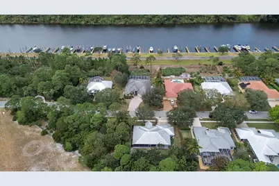 8895 SW Fishermans Wharf Drive, Stuart, FL 34997 - Photo 41