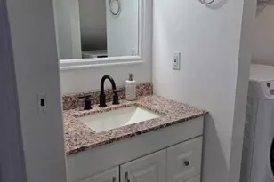 810 Sandtree Dr, Palm Beach Gardens, FL 33403 - Photo 13