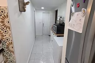 810 Sandtree Dr, Palm Beach Gardens, FL 33403 - Photo 17