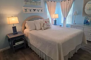 8524 Viburnum Ct, Port Saint Lucie, FL 34952 - Photo 11