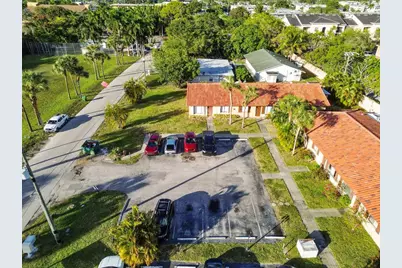 1100 Summer Street #1, Palm Springs, FL 33461 - Photo 33