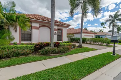 10122 Lexington Circle N, Boynton Beach, FL 33436 - Photo 1
