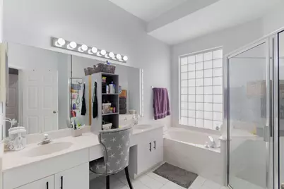 10122 Lexington Circle N, Boynton Beach, FL 33436 - Photo 9