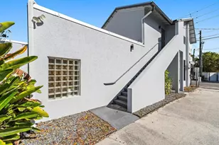 310 SE Denver Ave, Stuart, FL 34994 - Photo 13