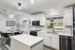 1401 Pelham Rd, Wellington, FL 33414 - Photo 9