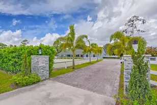 1401 Pelham Rd, Wellington, FL 33414 - Photo 3