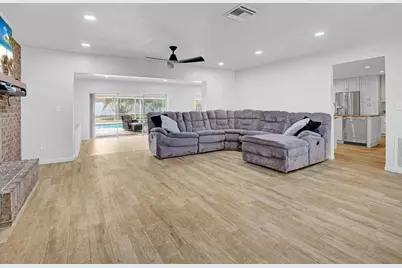 1826 SE Greendon Road, Port Saint Lucie, FL 34952 - Photo 7