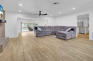 1826 SE Greendon Rd, Port Saint Lucie, FL 34952 - Photo 7