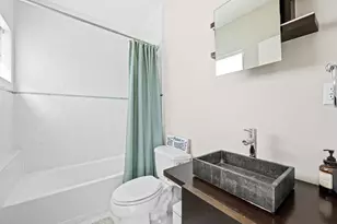 830 NE 19th Ave, Fort Lauderdale, FL 33304 - Photo 23