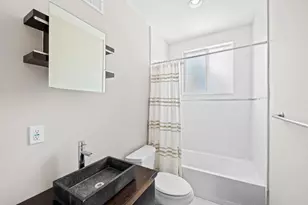 830 NE 19th Ave, Fort Lauderdale, FL 33304 - Photo 17