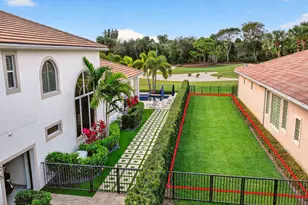 734 Cote Azur Dr, Palm Beach Gardens, FL 33410 - Photo 9