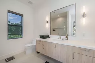 400 NE 4th St, Boca Raton, FL 33432 - Photo 37