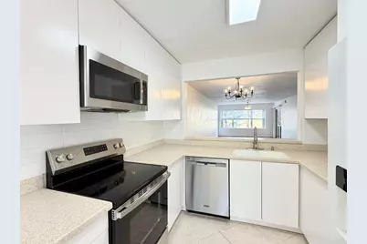 4745 Lucerne Lakes Boulevard #102, Lake Worth, FL 33467 - Photo 3