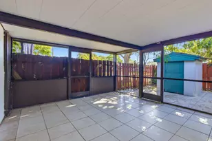 1020 Manor Dr, Palm Springs, FL 33461 - Photo 5