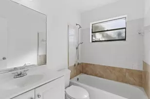 1020 Manor Dr, Lake Worth Beach, FL 33461 - Photo 21