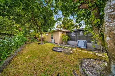 849 Camellia Drive, Royal Palm Beach, FL 33411 - Photo 9