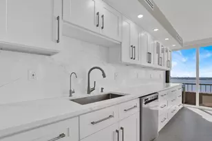 5510 N Ocean Dr, Singer Island, FL 33404 - Photo 7