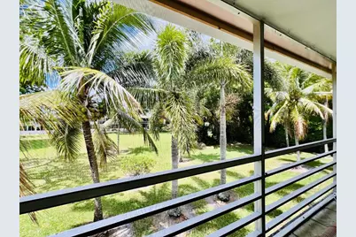 97 Sussex E, West Palm Beach, FL 33417 - Photo 9