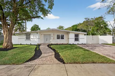 5183 NE 15th Avenue, Pompano Beach, FL 33064 - Photo 1