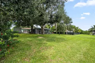 6400 Carambola Cir, West Palm Beach, FL 33406 - Photo 5