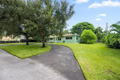 6400 Carambola Circle, West Palm Beach, FL 33406 - Photo 1