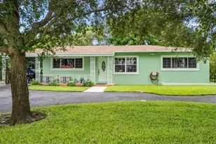 6400 Carambola Cir, West Palm Beach, FL 33406 - Photo 3