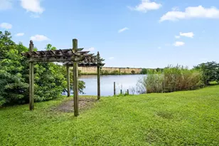 6400 Carambola Cir, West Palm Beach, FL 33406 - Photo 9