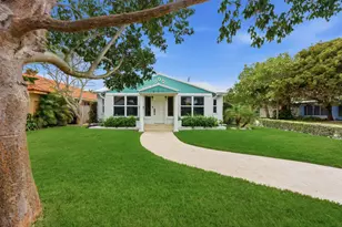 831 N Lakeside Dr, Lake Worth Beach, FL 33460 - Photo 3