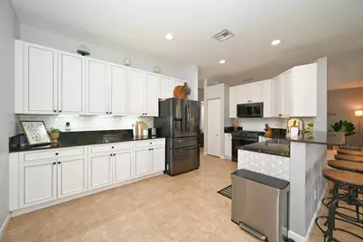 287 Berenger Walk, Royal Palm Beach, FL 33414 - Photo 13