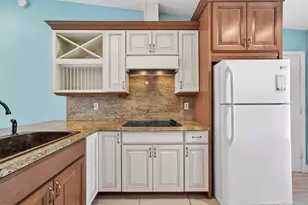 15640 Bottlebrush Cir, Delray Beach, FL 33484 - Photo 3