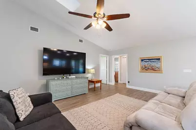 4147 Beech Avenue, Palm Beach Gardens, FL 33410 - Photo 13