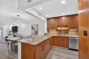 9 Southport Ln, Boynton Beach, FL 33436 - Photo 9