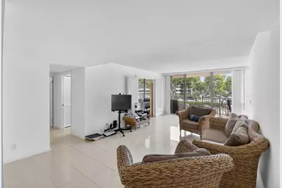 799 Jeffery Street #209, Boca Raton, FL 33487 - Photo 9