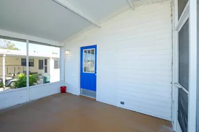 522 Hemingway Terrace, Fort Pierce, FL 34982 - Photo 5