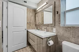 124 SW 11th Ave, Boynton Beach, FL 33435 - Photo 17