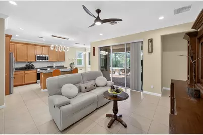 12146 SW Bennington Circle, Port Saint Lucie, FL 34987 - Photo 13