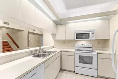 3742 Victoria Drive, West Palm Beach, FL 33406 - Photo 13