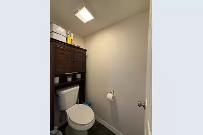 1021 Springdale Circle, Palm Springs, FL 33461 - Photo 17