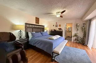 1021 Springdale Cir, Palm Springs, FL 33461 - Photo 11