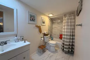 1021 Springdale Cir, Palm Springs, FL 33461 - Photo 19